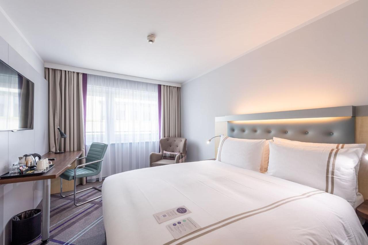 Premier Inn Stuttgart Airport Leinfelden-Echterdingen Extérieur photo