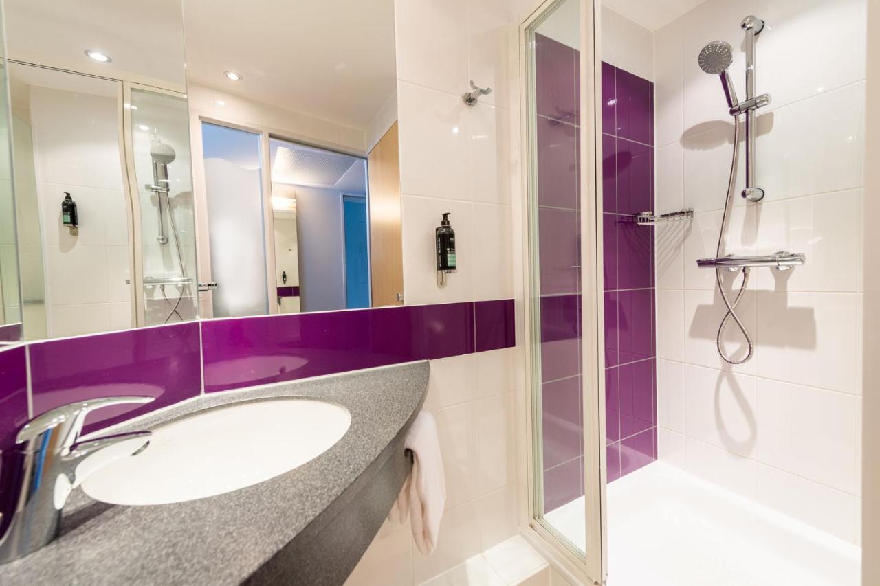 Premier Inn Stuttgart Airport Leinfelden-Echterdingen Extérieur photo